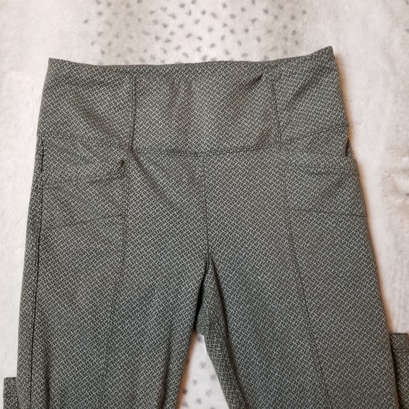 Athleta pocket full length leggings - Picture 5 of 6